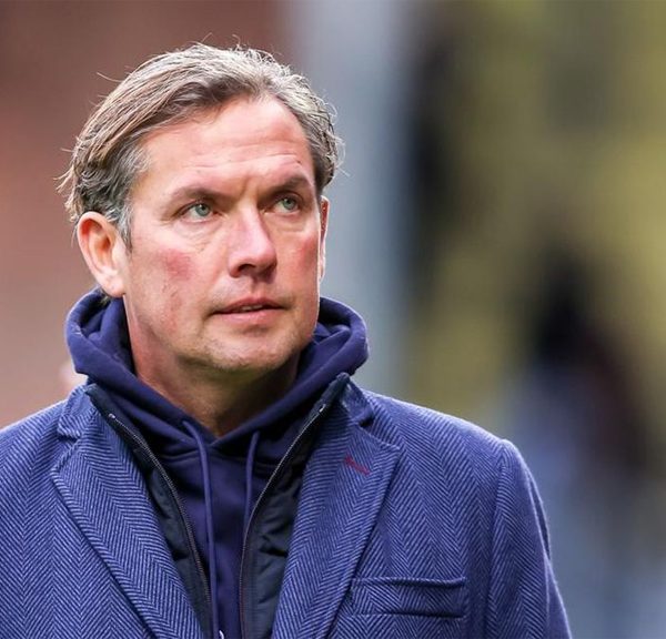 Alex Pastoor Buka Peluang Latih Ajax Amsterdam Usai Berpisah dari Timnas Indonesia